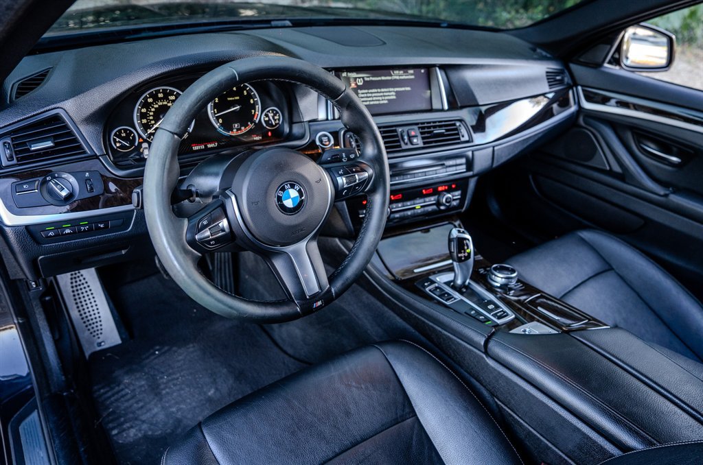 Used 2014 BMW 535i Sedan RWD image 2