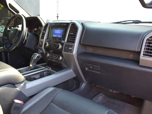 Used 2019 Ford F150 Raptor w/ Equipment Group 802A Luxury AWD/4WD image 13