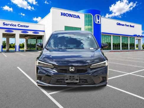 Used 2024 Honda Civic Sport image 2