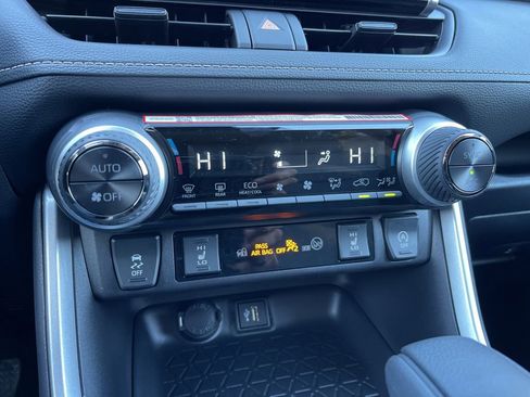 New 2025 Toyota RAV4 XLE image 10