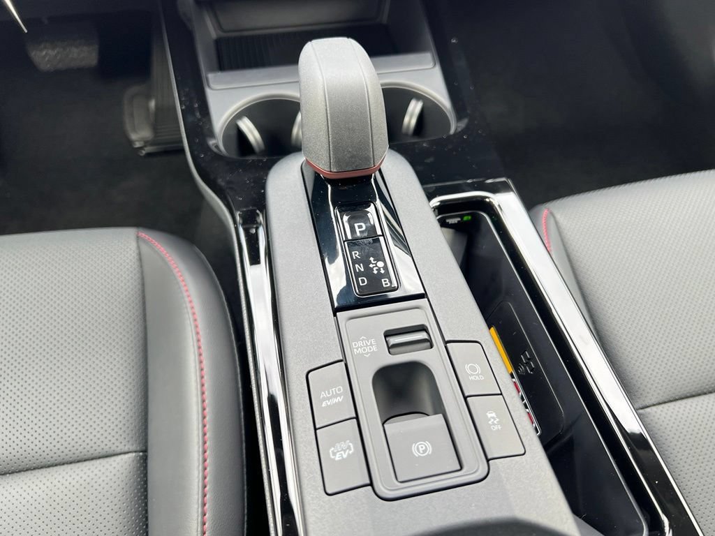 New 2027 Toyota Prius Plug-In Hybrid FWD image 20