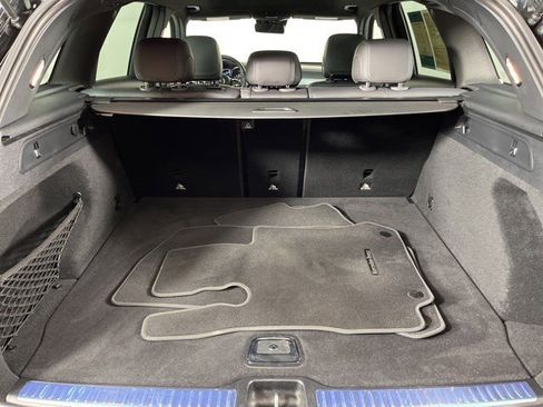 Used 2022 Mercedes-Benz GLC 300 GLC 300 image 45