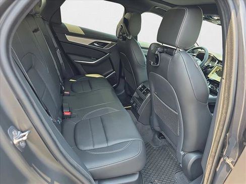 New 2026 Jaguar F-PACE R-Dynamic S image 8
