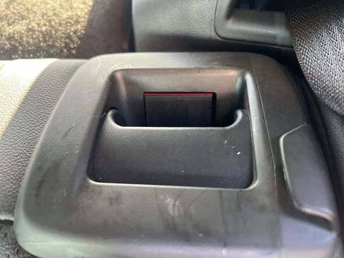 Used 2023 Buick Encore GX Essence w/ Experience Buick Package image 37