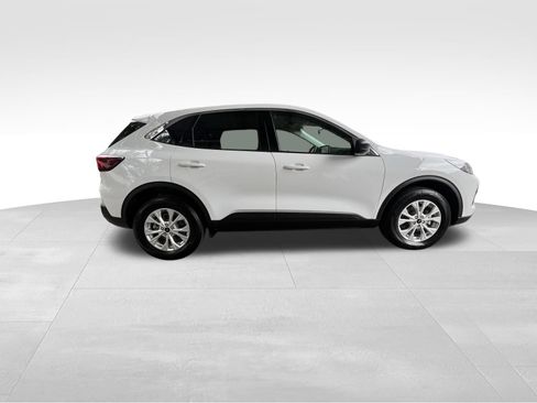 Used 2024 Ford Escape Active w/ Tech Pack #1 AWD/4WD image 4