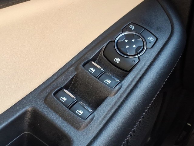 Used 2024 Ford Edge SEL w/ Convenience Package AWD/4WD image 20
