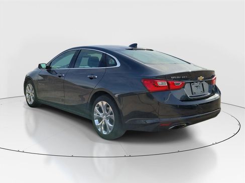 Used 2017 Chevrolet Malibu Premier image 3