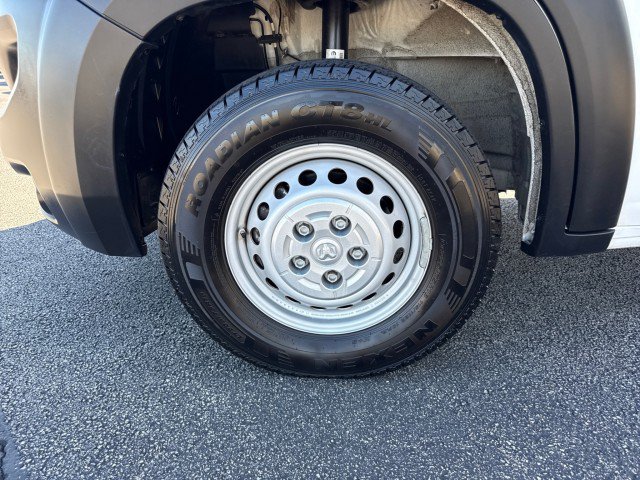 Used 2025 RAM ProMaster 2500 w/ U-Haul Equipment Group FWD image 12