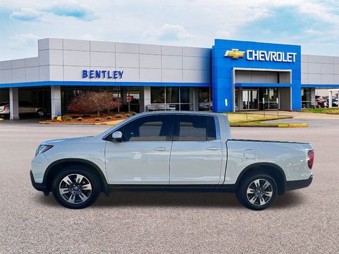 Used 2019 Honda Ridgeline RTL-T image 2