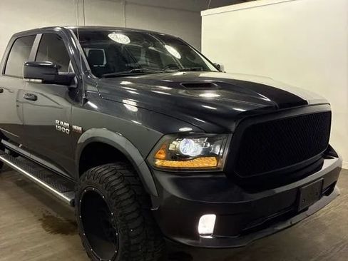 Used 2017 RAM 1500 Sport w/ Convenience Group AWD/4WD image 14