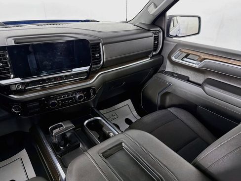 Used 2022 Chevrolet Silverado 1500 RST AWD/4WD image 22