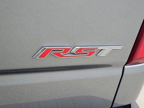 Used 2024 Chevrolet Silverado 1500 RST w/ Z71 Off-Road Package image 16