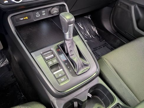 Used 2025 Honda CR-V EX image 18