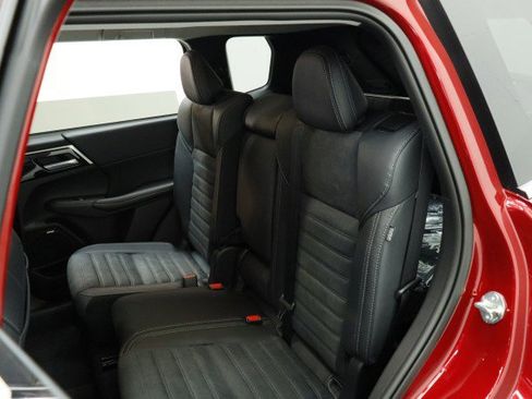 New 2026 Mitsubishi Outlander SE FWD image 24