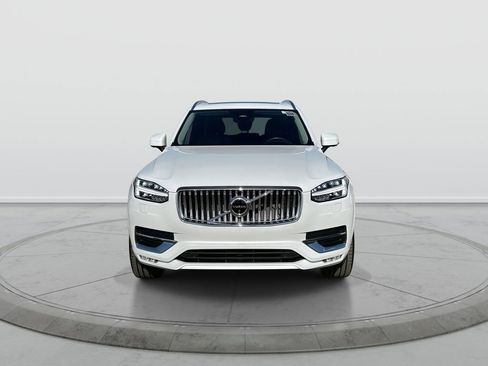 Used 2023 Volvo XC90 B6 Ultimate w/ Protection Package Premier AWD/4WD image 3