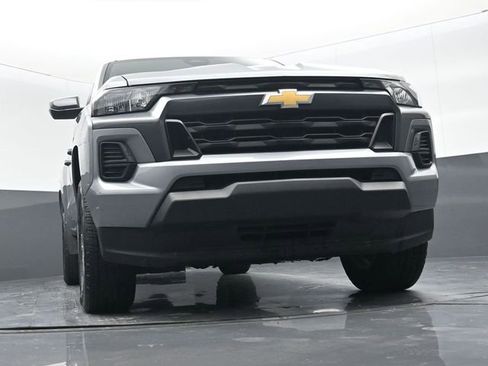 Used 2023 Chevrolet Colorado LT image 18