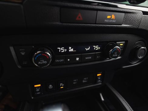 Used 2022 Nissan Frontier PRO-4X w/ Pro-4X Premium Package image 20