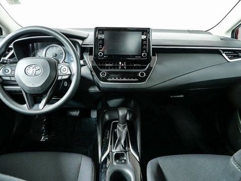 Used 2022 Toyota Corolla LE image 17