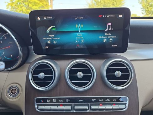 Used 2020 Mercedes-Benz GLC 300 4MATIC Coupe image 27