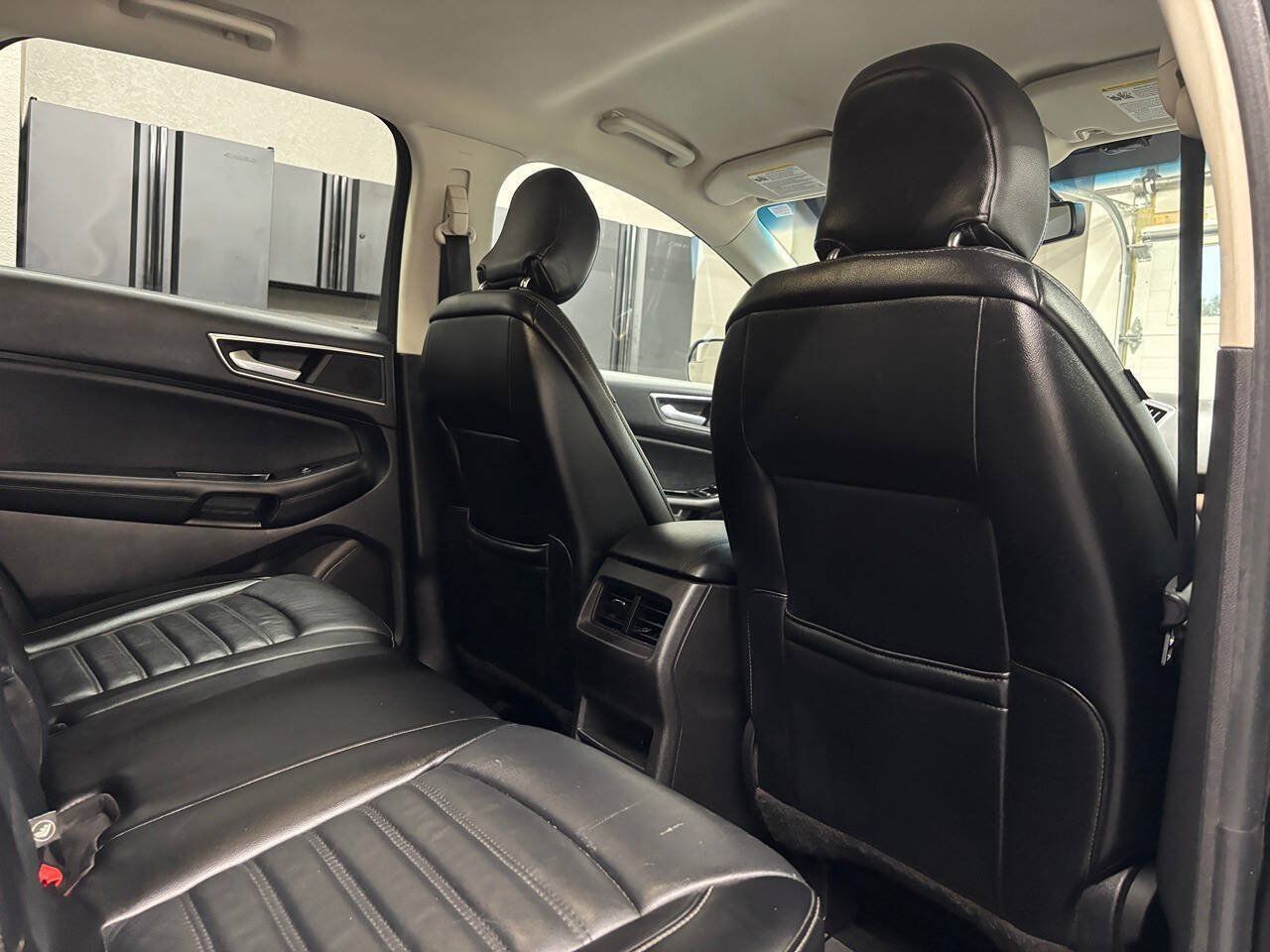 Used 2015 Ford Edge SEL w/ Equipment Group 201A AWD/4WD image 22