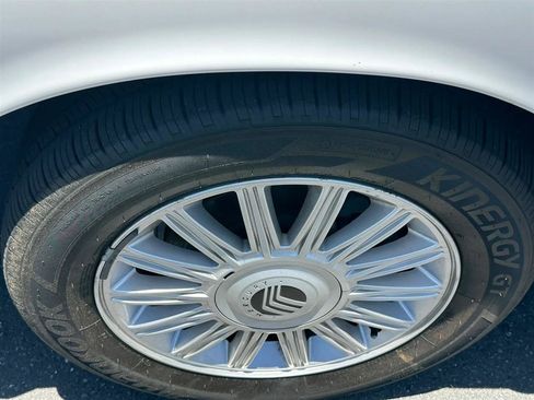 Used 2011 Mercury Grand Marquis LS RWD image 17