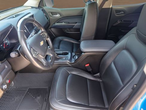 Used 2022 Chevrolet Colorado Z71 RWD image 9