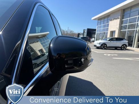 Certified 2025 Volvo XC90 B6 Plus w/ Protection Package Premier AWD/4WD image 11