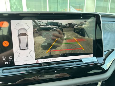 New 2026 Volkswagen Atlas Peak Edition image 20