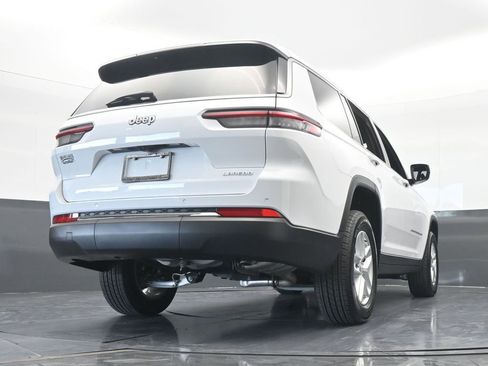 Used 2024 Jeep Grand Cherokee L Laredo image 56