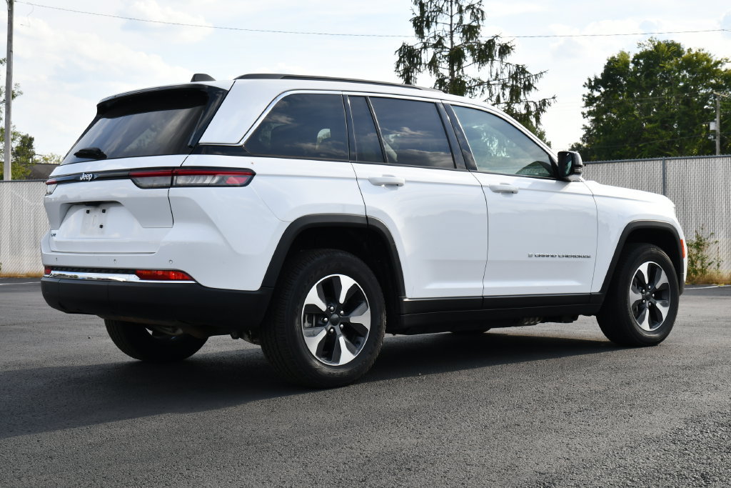 Used 2024 Jeep Grand Cherokee Limited 4xe AWD/4WD image 7