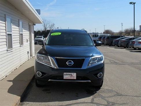 Used 2014 Nissan Pathfinder SL w/ SL Premium Package image 5