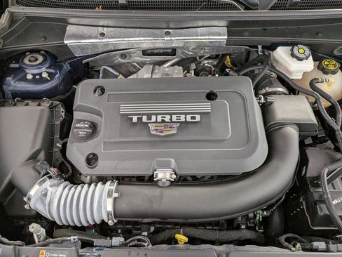 Certified 2022 Cadillac XT4 Premium Luxury w/ Enhanced Visibility Package image 33