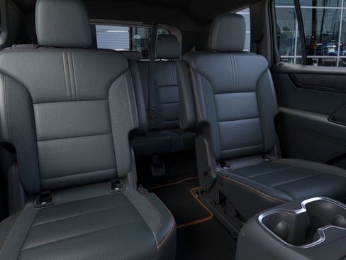 New 2026 GMC Acadia AT4 w/ Luxury Package image 17