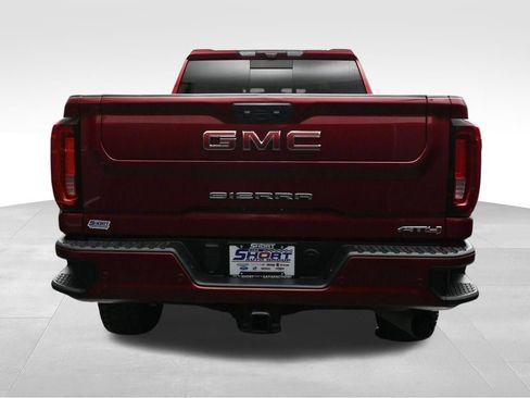 Used 2021 GMC Sierra 2500 AT4 w/ AT4 Preferred Package AWD/4WD image 4
