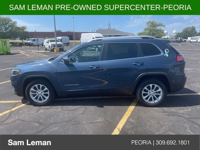 Used 2019 Jeep Cherokee Latitude w/ Cold Weather Group FWD image 6