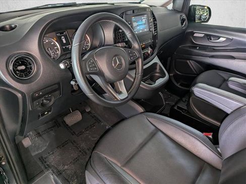 Used 2023 Mercedes-Benz Metris Passenger image 10