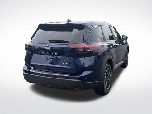 Used 2024 Nissan Rogue SV w/ SV Premium Package AWD/4WD image 7