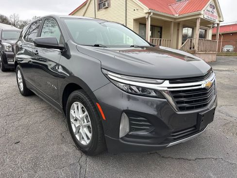 Used 2023 Chevrolet Equinox LT w/ Driver Convenience Package FWD image 7