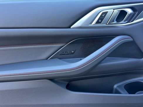 Used 2023 BMW M4 CSL image 12