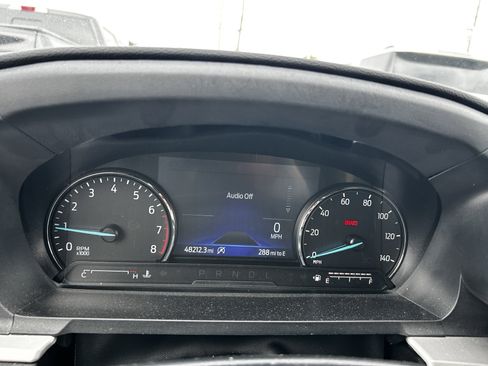 Used 2022 Ford Explorer XLT w/ Equipment Group 202A AWD/4WD image 17