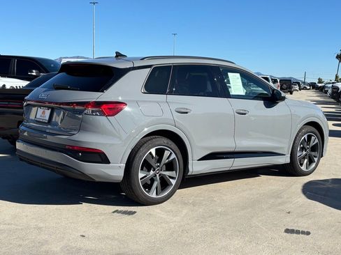 Used 2024 Audi Q4 e-tron Premium Plus w/ Premium Plus image 4