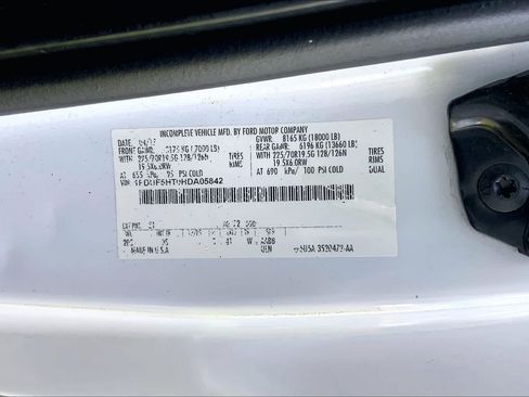 Used 2017 Ford F550 4x4 Regular Cab Super Duty image 20