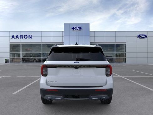 New 2026 Ford Explorer Active w/ Active Comfort Package RWD image 5