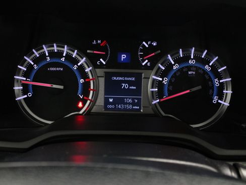 Used 2017 Toyota 4Runner Limited AWD/4WD image 41