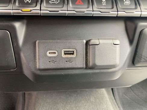 Used 2019 Chevrolet Silverado 1500 LT w/ All-Star Edition image 16