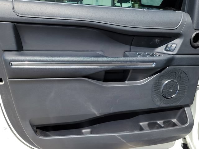 Used 2023 Ford Expedition XLT AWD/4WD image 7
