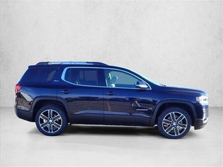 Used 2022 GMC Acadia SLT w/ Preferred Package video 3