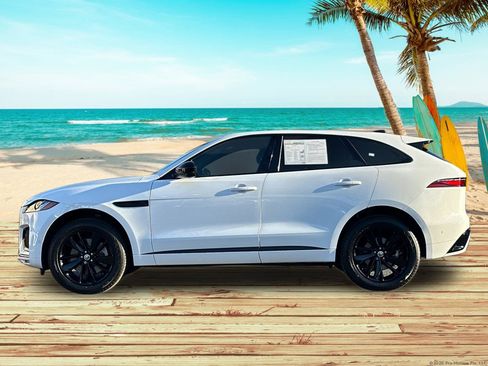 Used 2026 Jaguar F-PACE R-Dynamic S image 2
