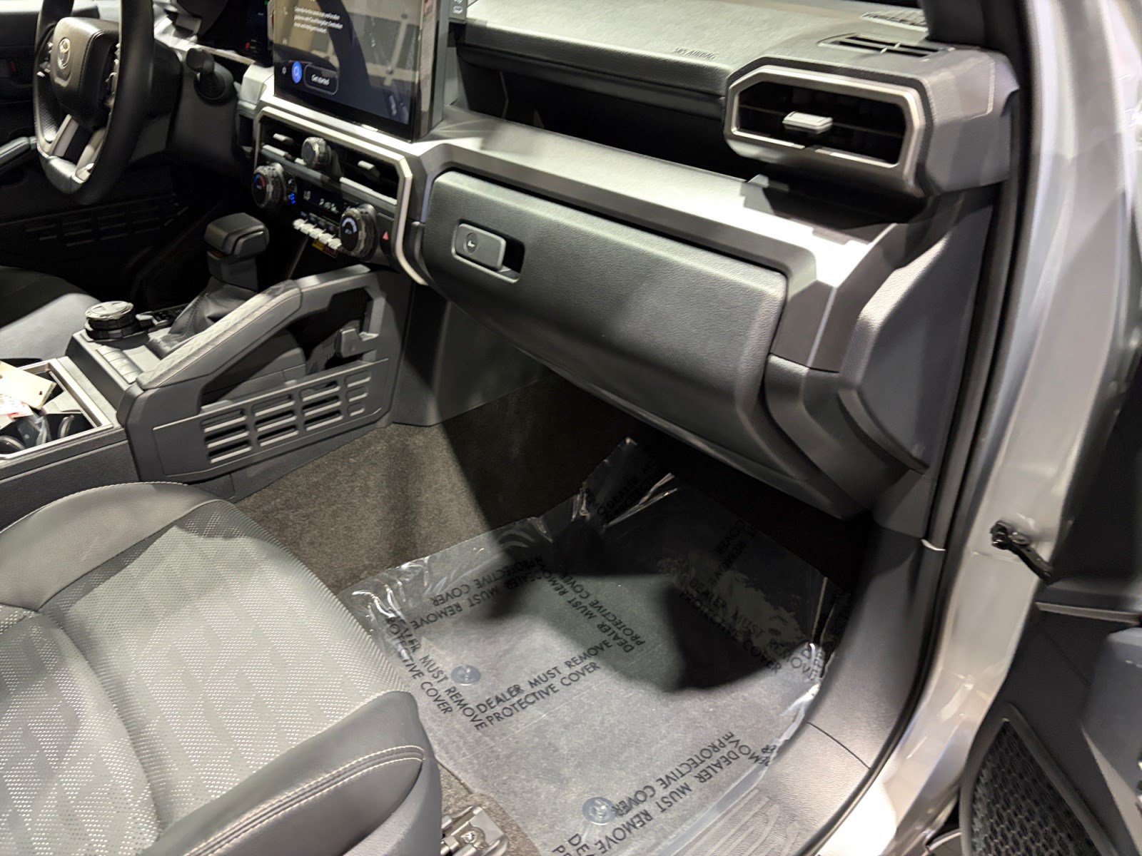 Certified 2025 Toyota 4Runner TRD Off-Road Premium AWD/4WD image 28
