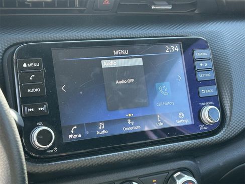 Certified 2023 Nissan Kicks SV image 7